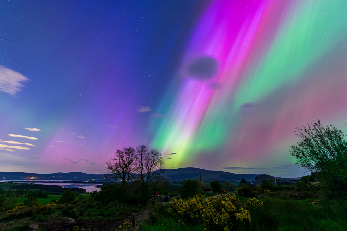 Northern light timelapse above Blessington Lakes