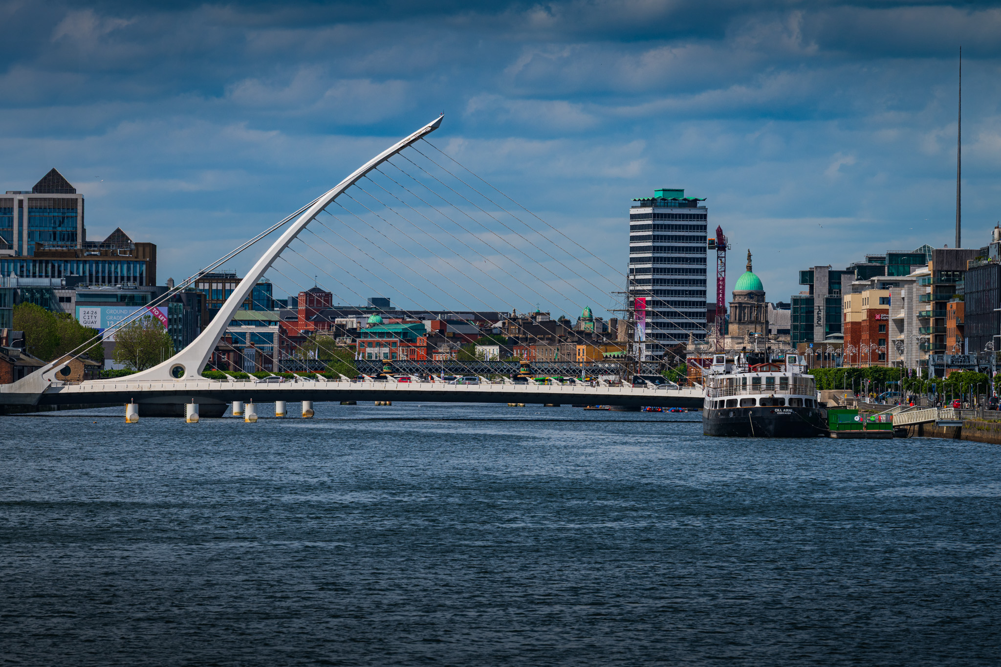 Samuel Beckett Bridge and Dublin city
