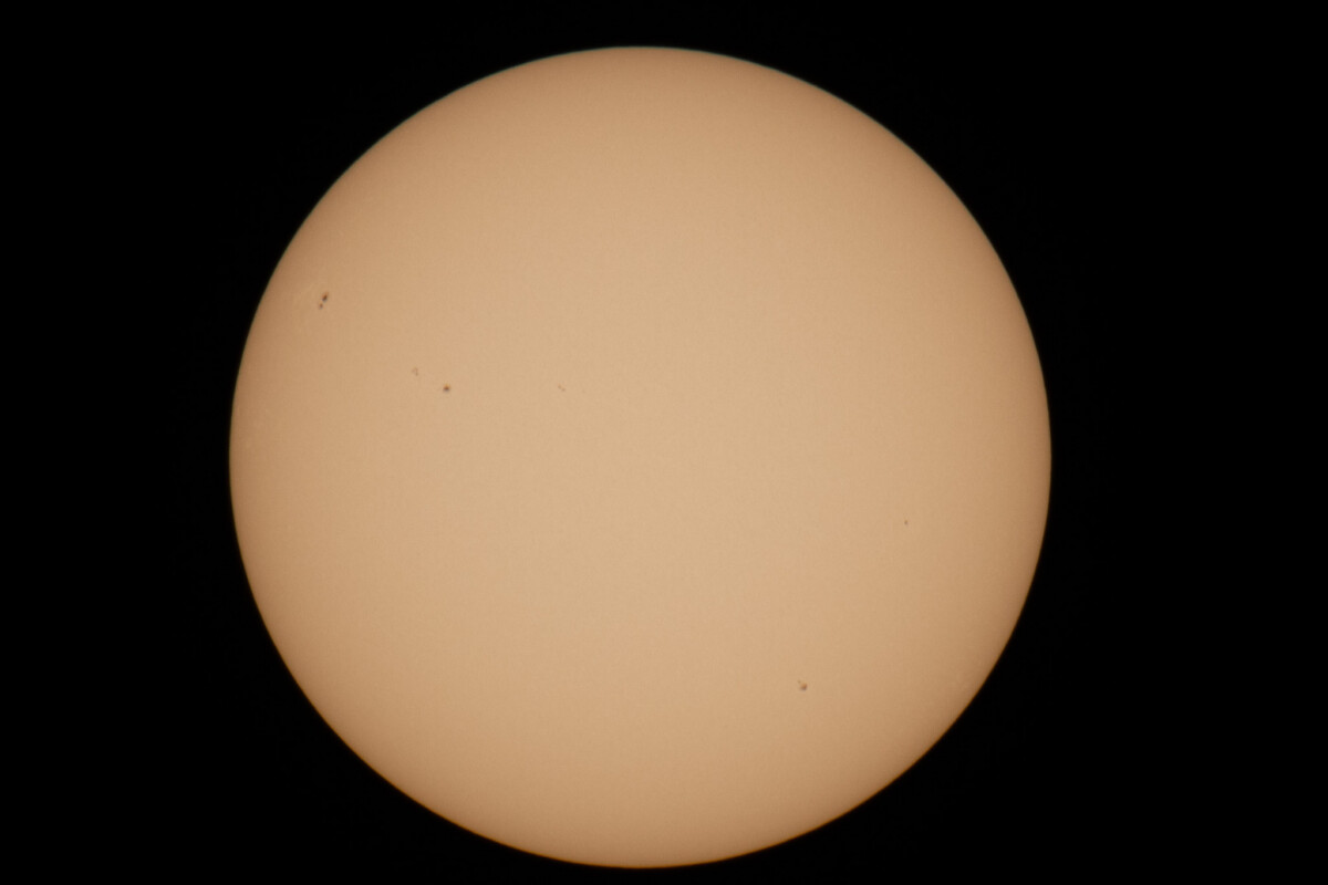 Solar eclipse timelapse