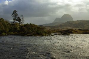 View of the Suilven from the edge of Loch Druil Suardalain